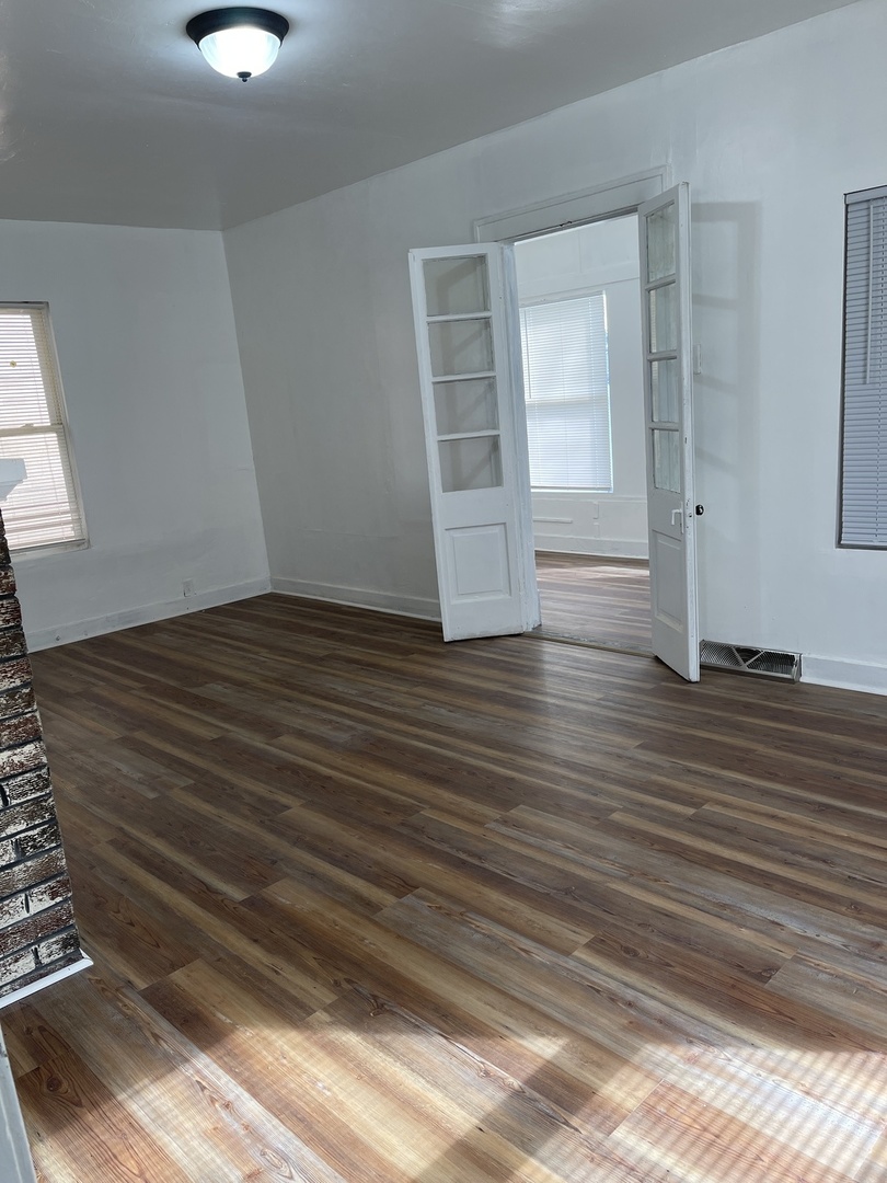 271 E 148th Street Property Photo 3