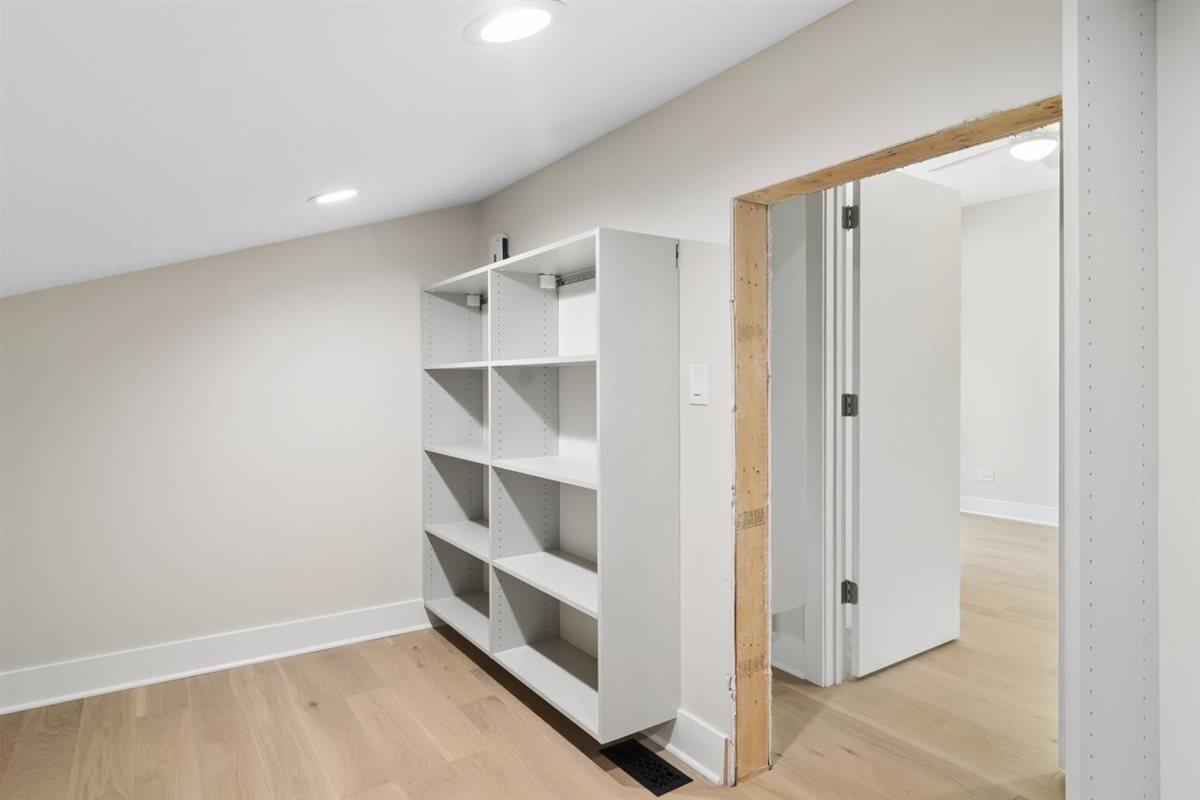 251 High Street Property Photo 18