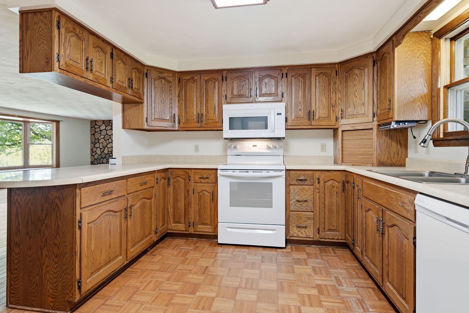 33777 E 500 North Road Property Photo 11