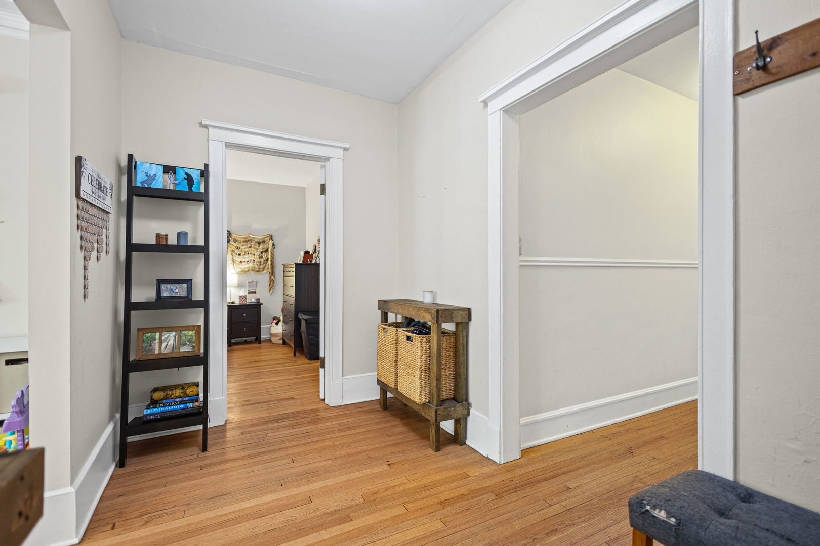 5133 S Greenwood Avenue 1 Property Photo 3
