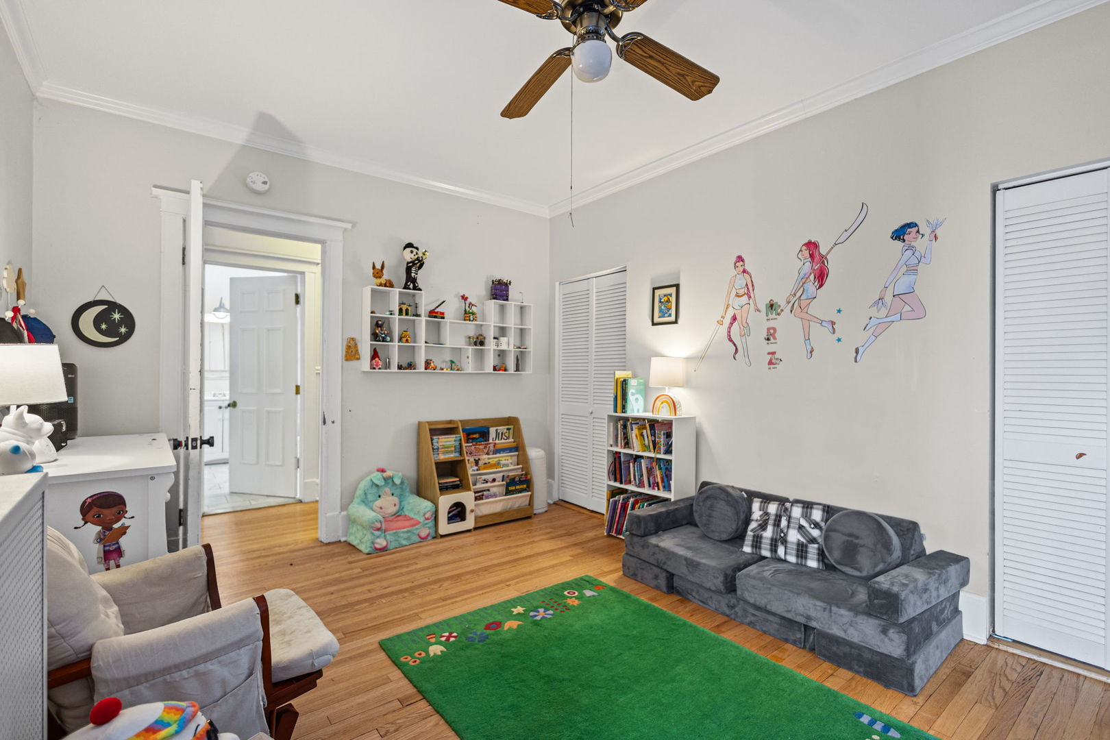 5133 S Greenwood Avenue 1 Property Photo 22