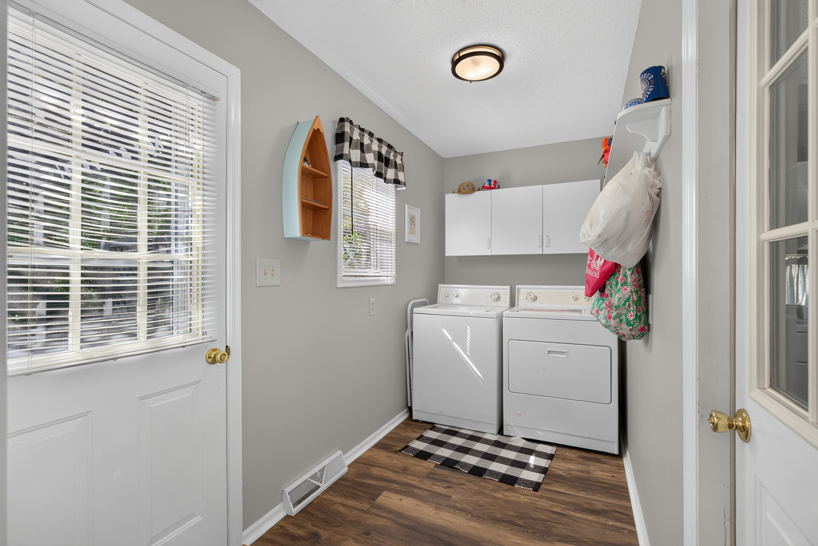 1552 Key Court Property Photo 8