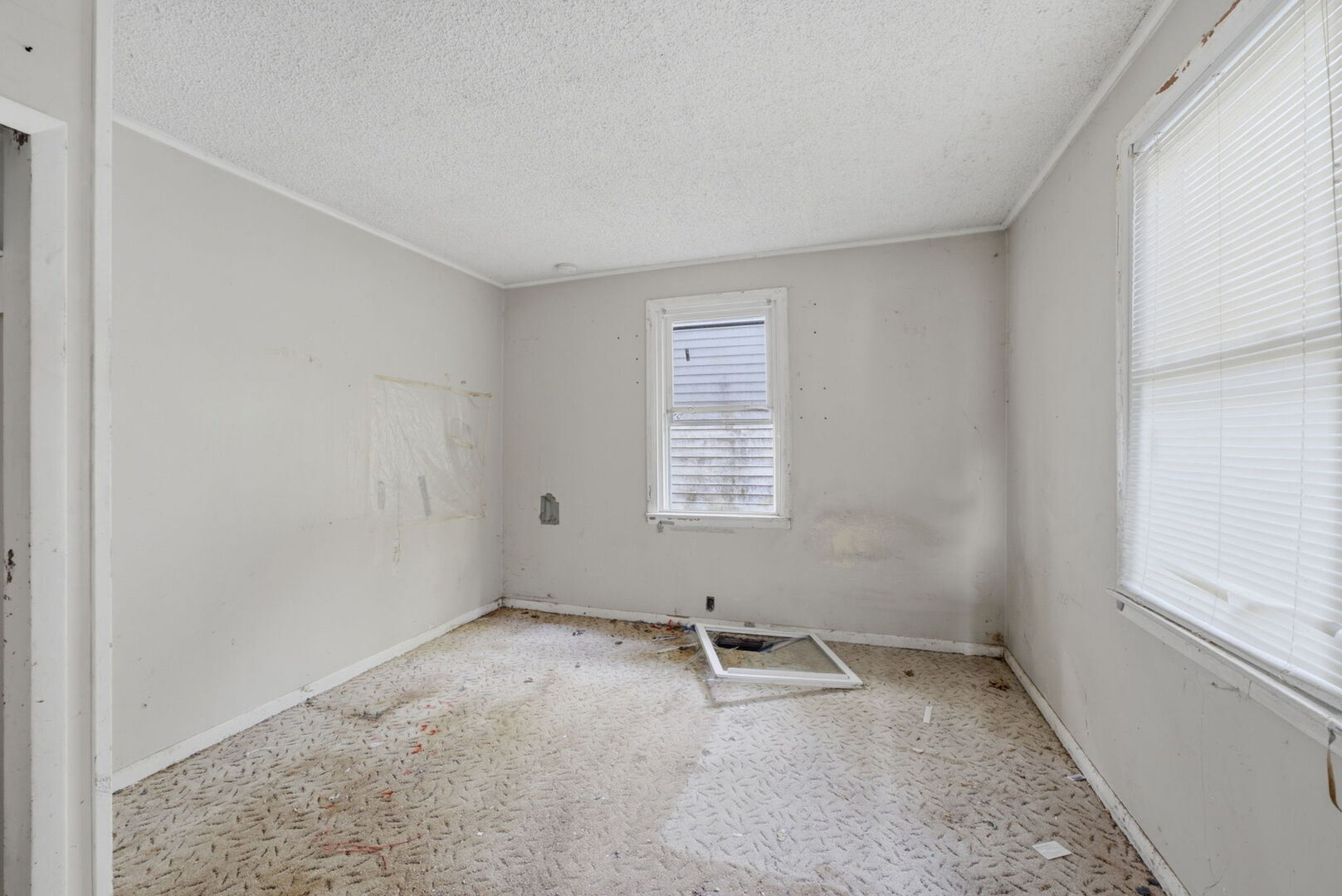 1851 W 6th Street Property Photo 11
