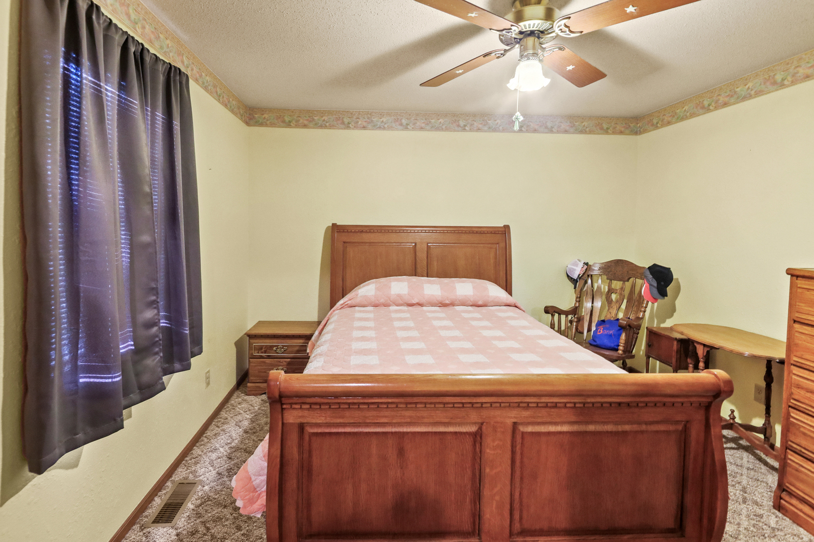 2081 N Broadway Avenue Property Photo 24