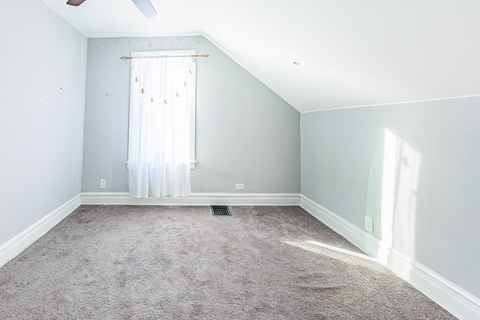 2628 S 58th Court Property Photo 12