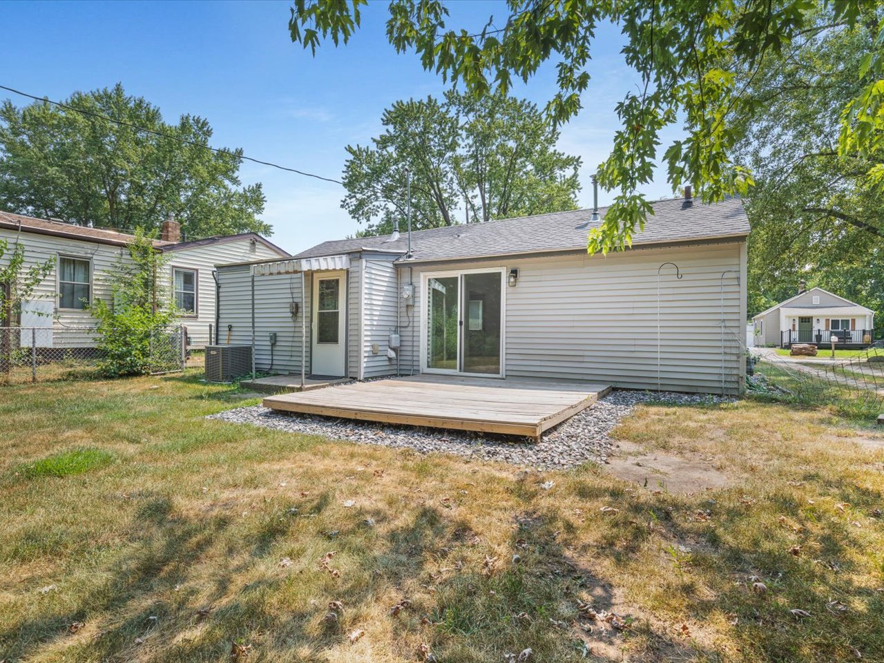 944 Kingsley Drive Property Photo 19
