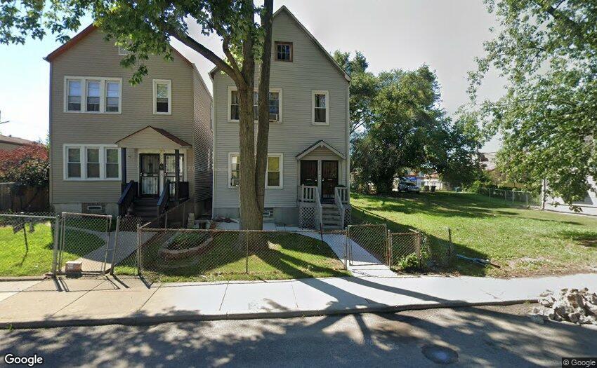6430 S Justine Street Property Photo 1