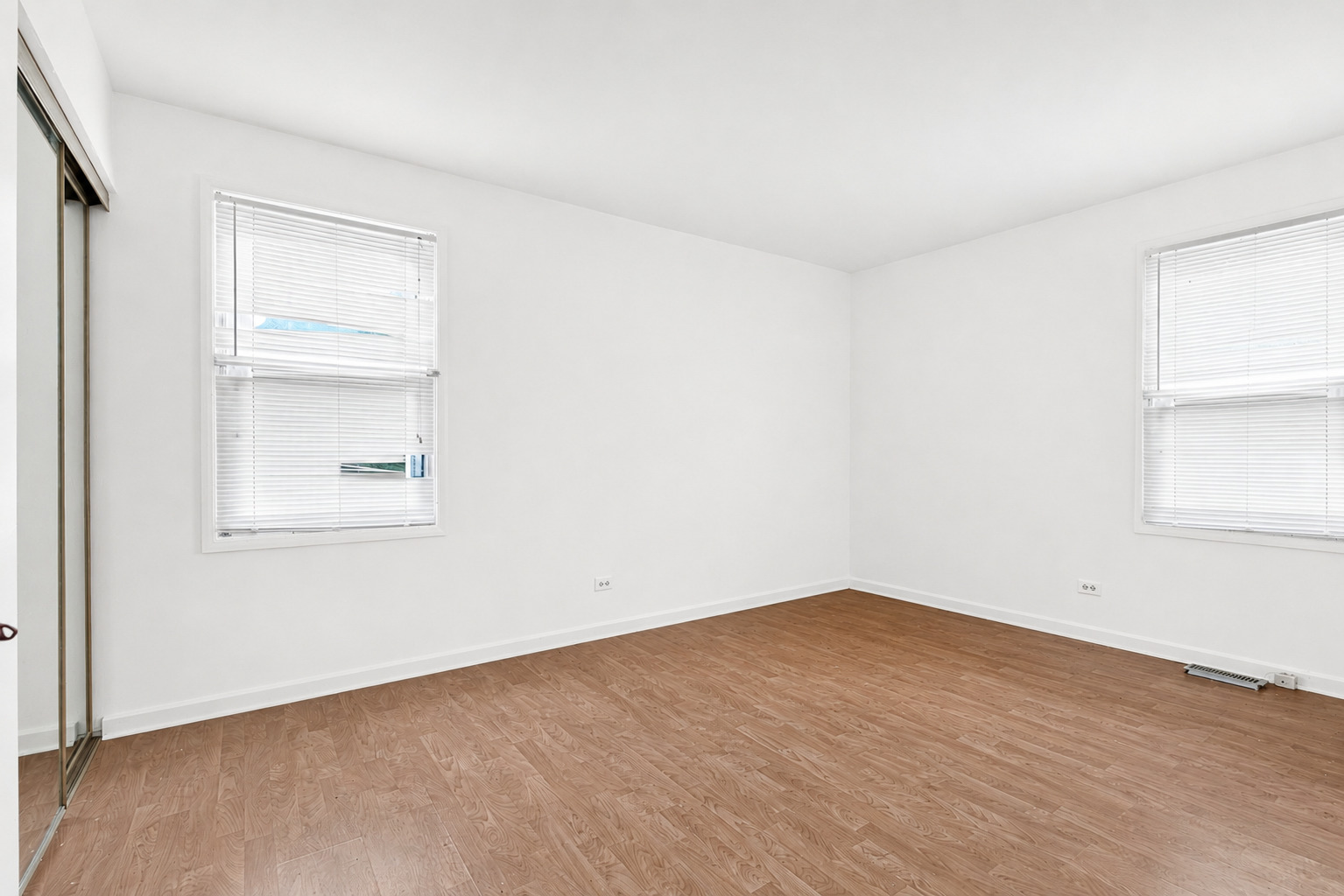 7768 S Luella Avenue Property Photo 13