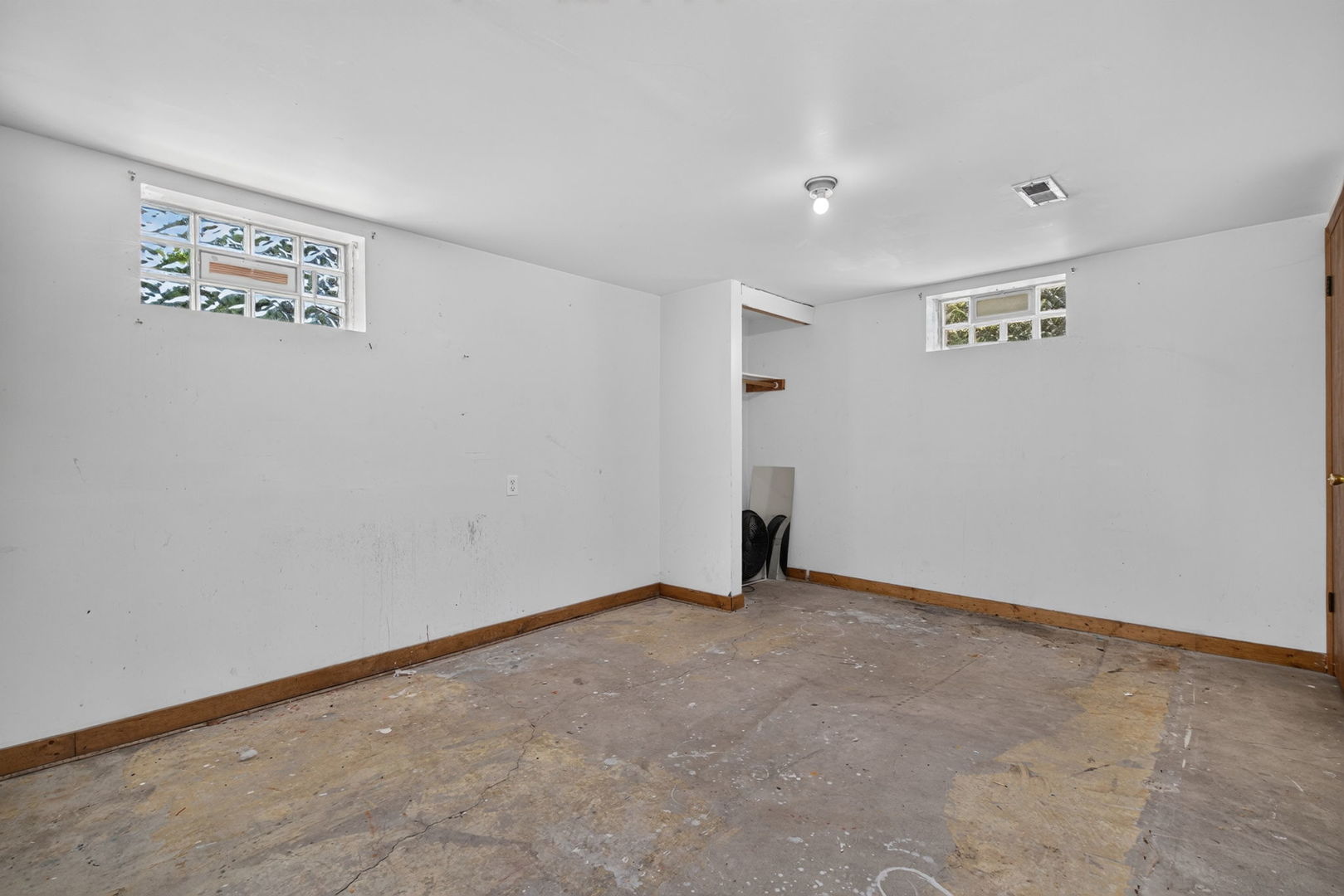 7768 S Luella Avenue Property Photo 19