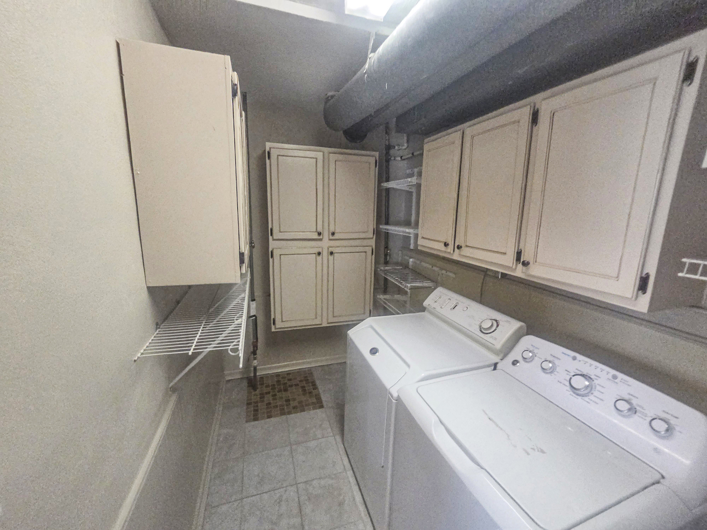 4313 23rd Avenue Property Photo 4