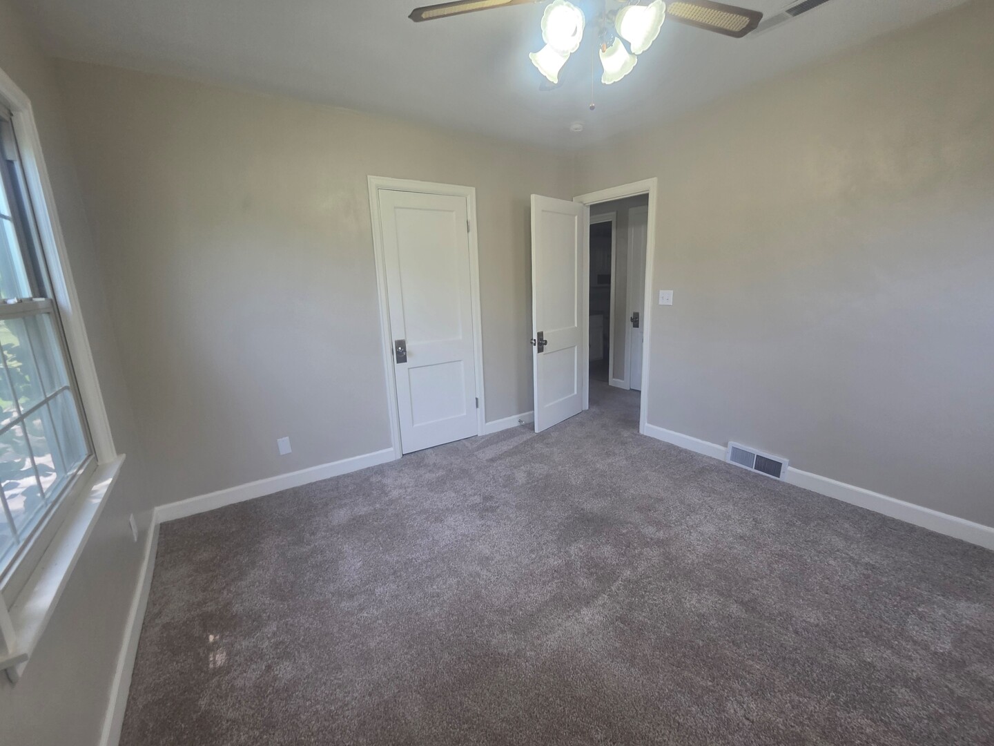 4313 23rd Avenue Property Photo 12