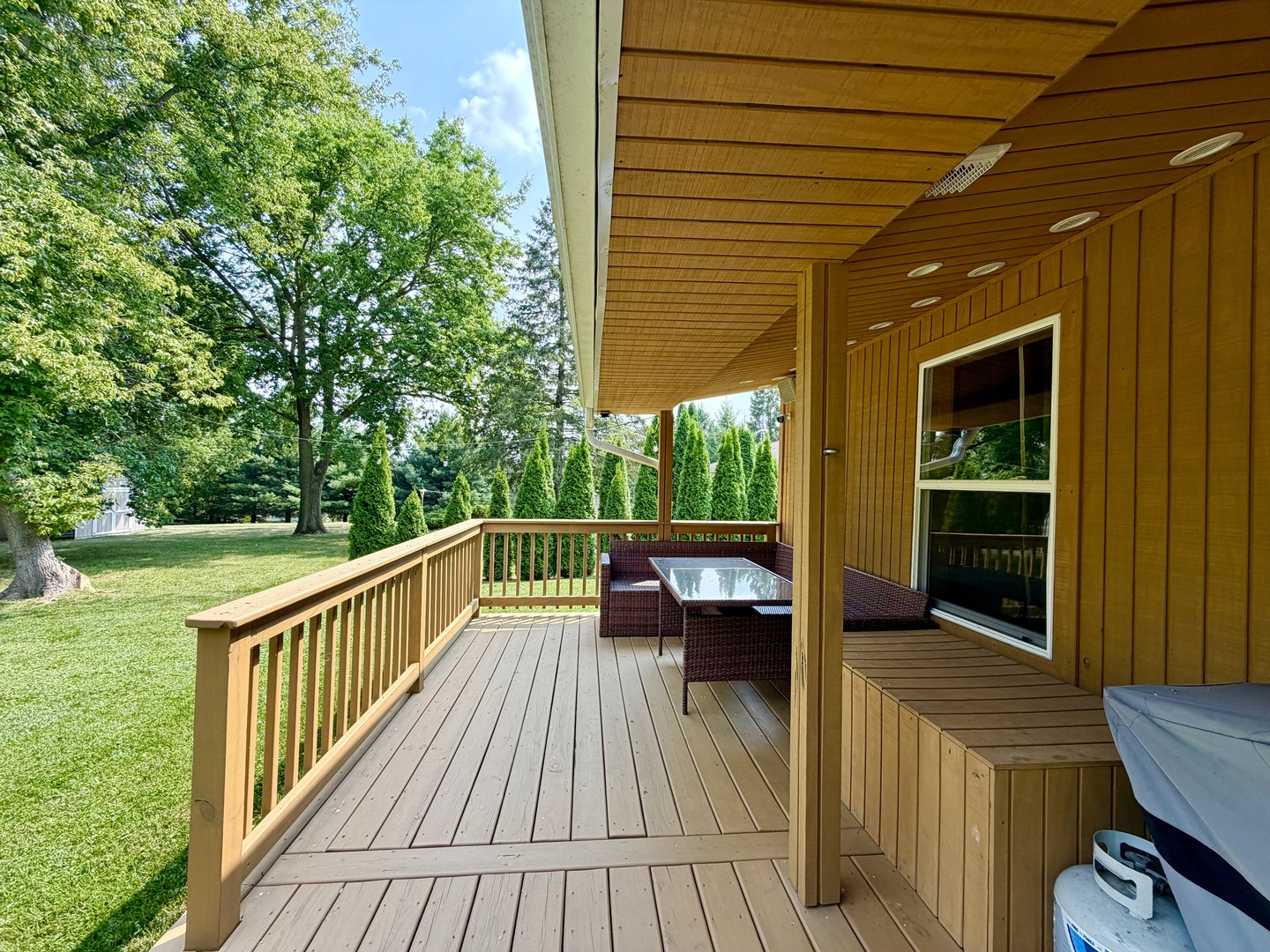 42981 N Lake Avenue Property Photo 46