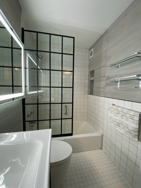 5455 N Sheridan Road 3509 Property Photo 11