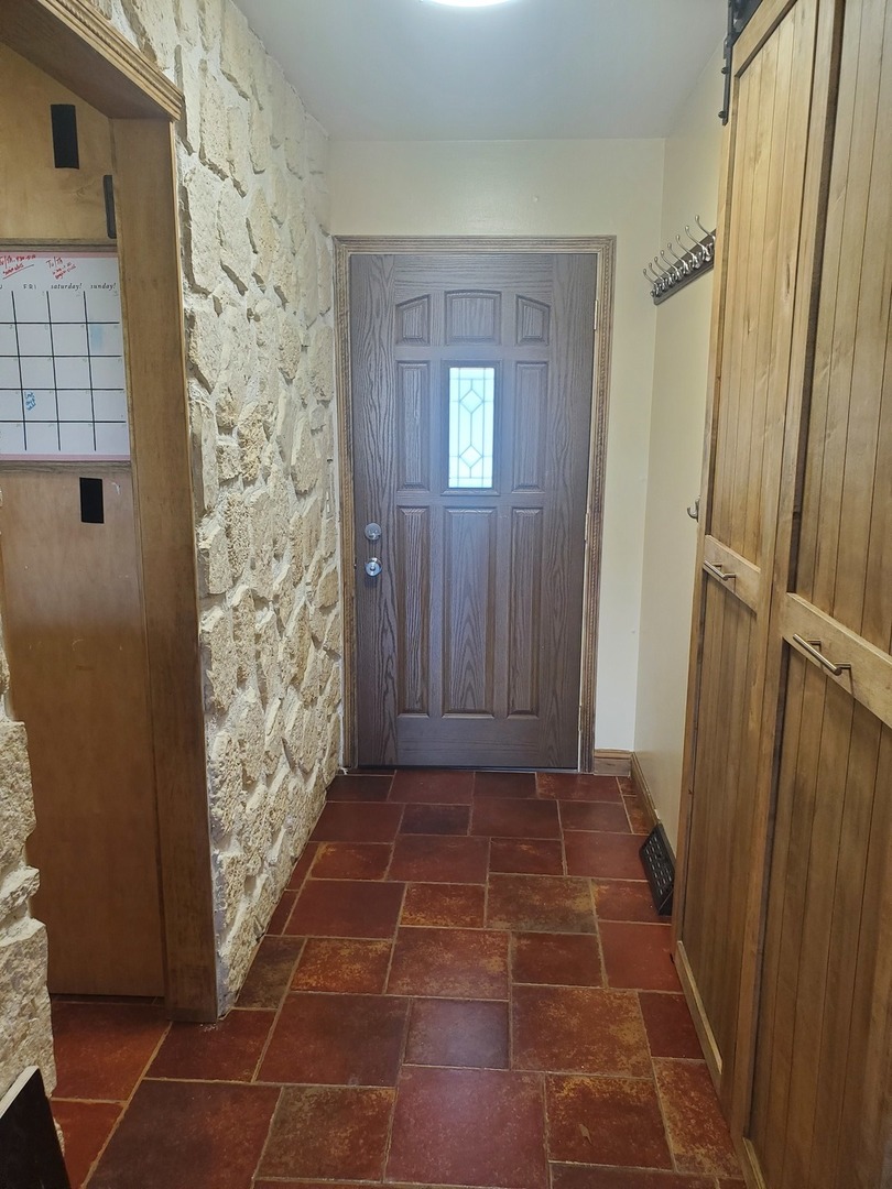 427 Justine Avenue Property Photo 4