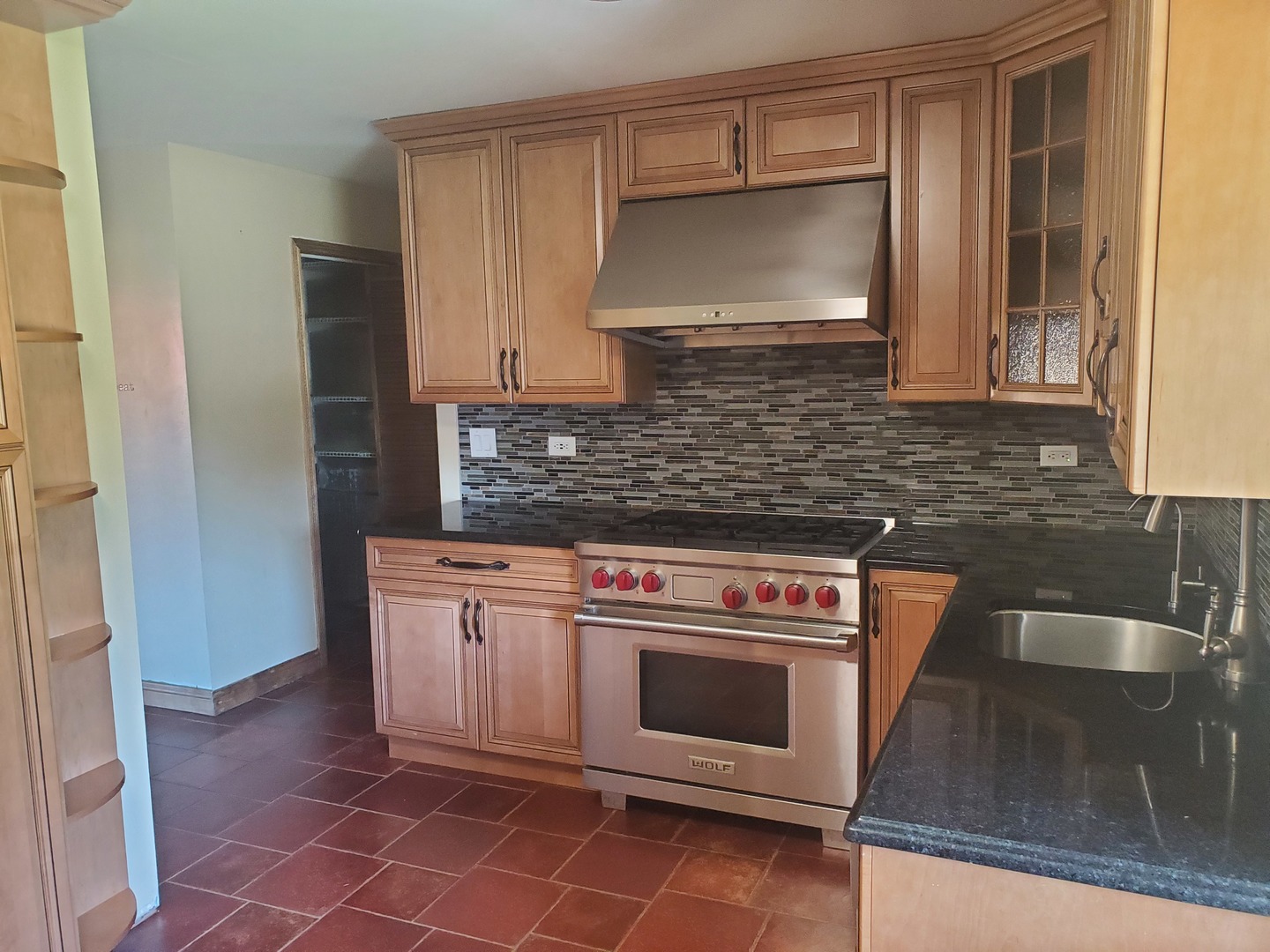 427 Justine Avenue Property Photo 6