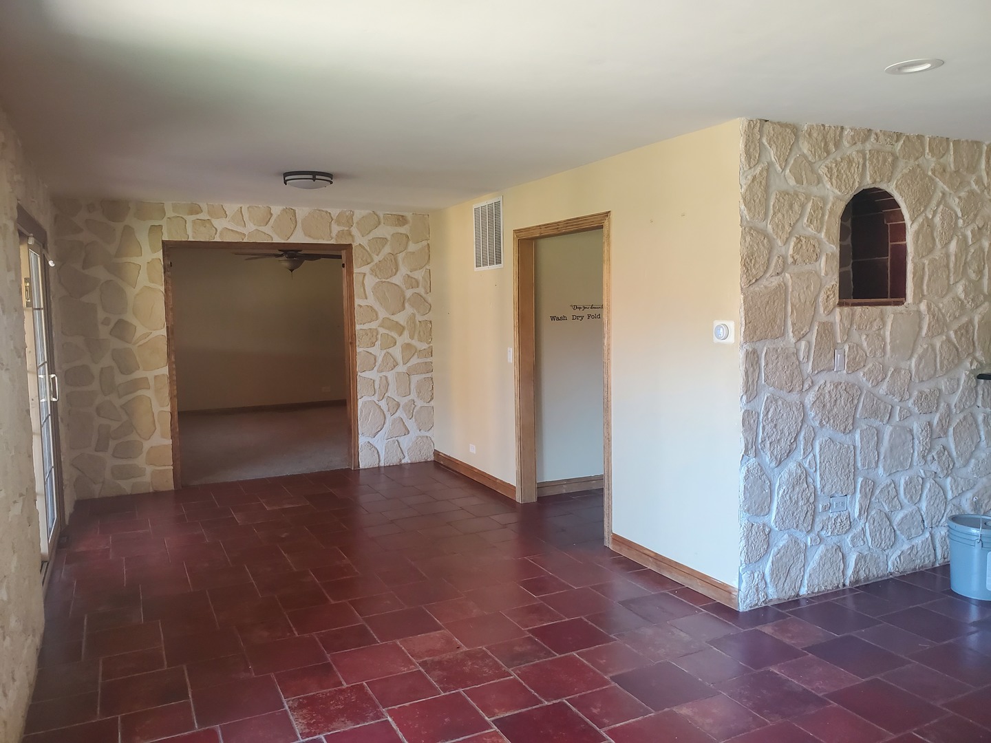 427 Justine Avenue Property Photo 13