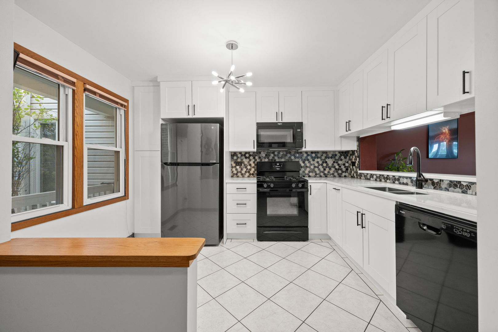 1816 Vermont Drive Property Photo 8