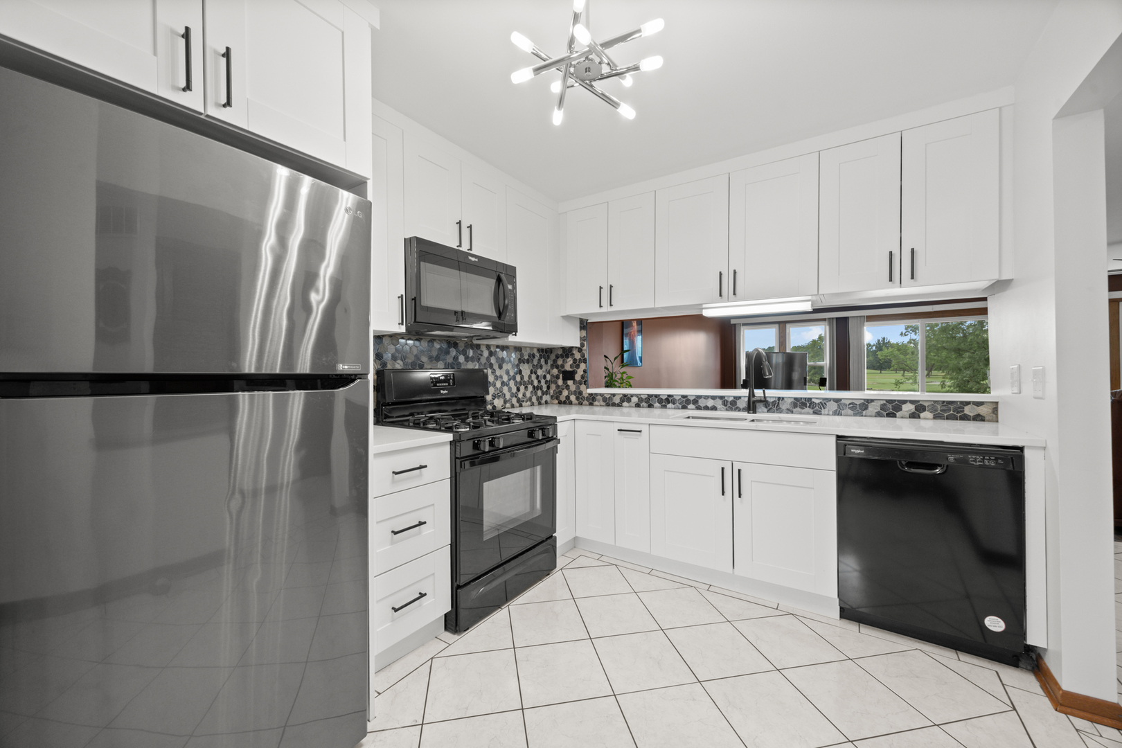 1816 Vermont Drive Property Photo 9