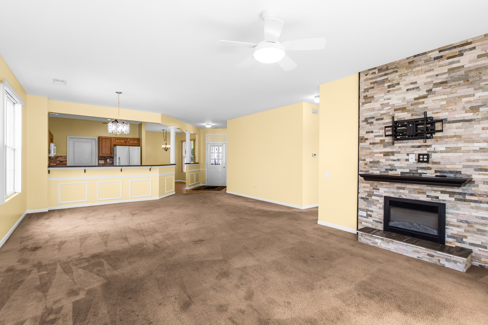 13569 Winterberry Lane Property Photo 6