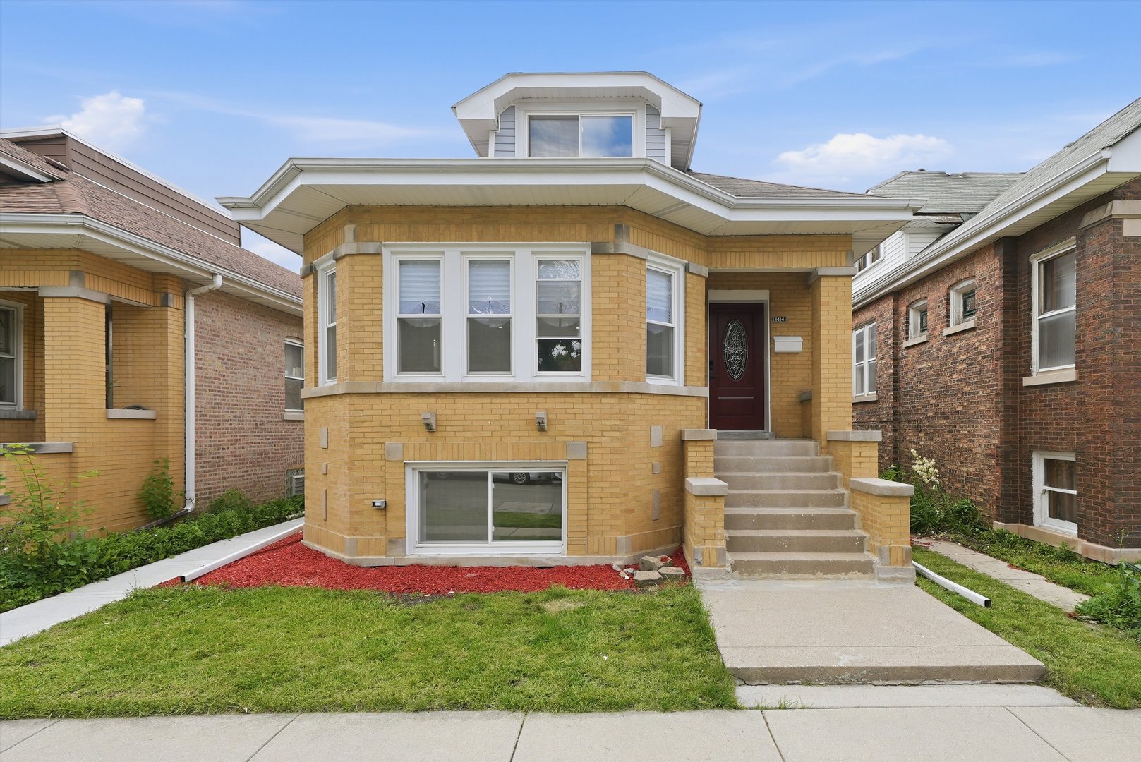 1414 S 60th Court Property Photo 1