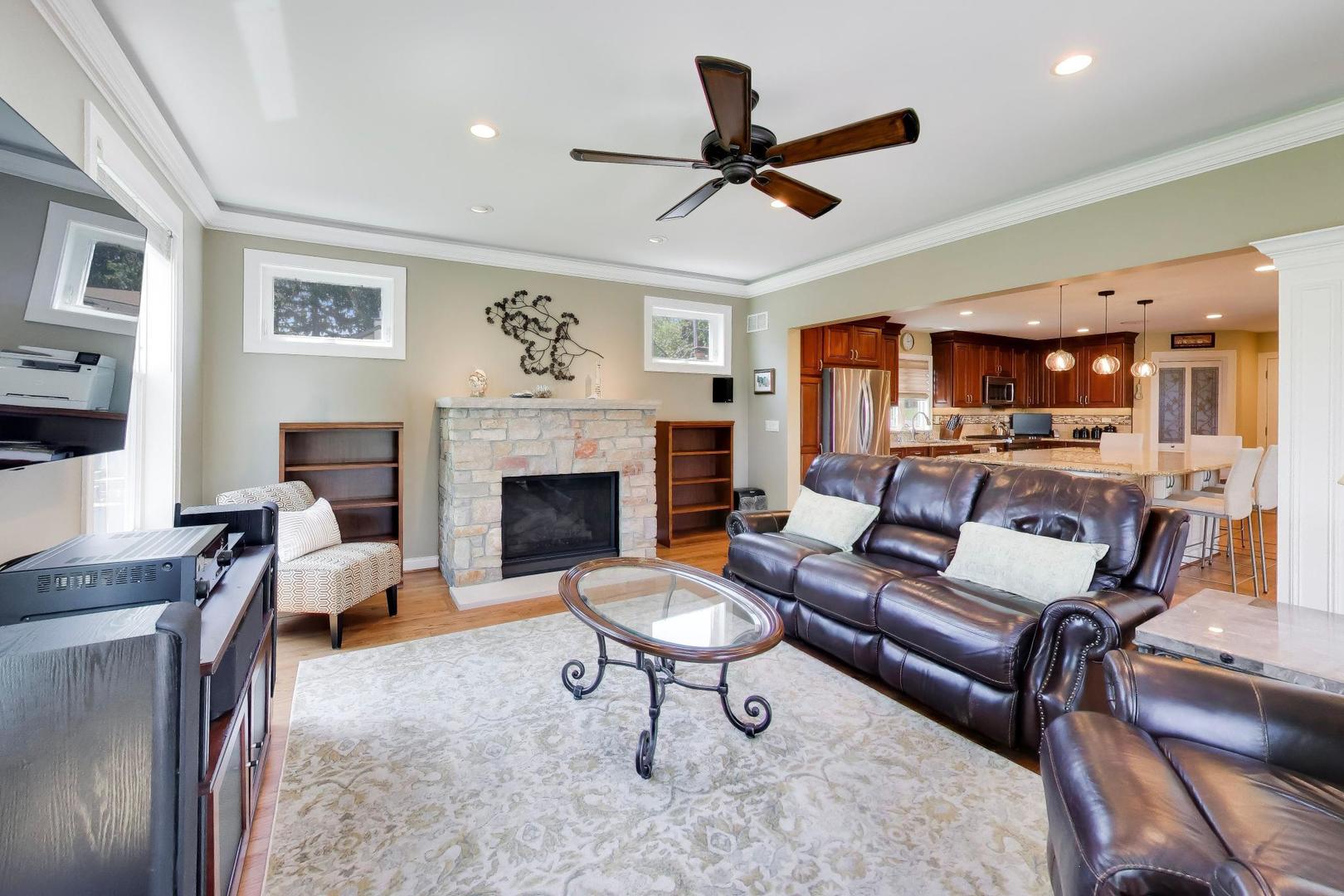 36785 N Lake Street Property Photo 10