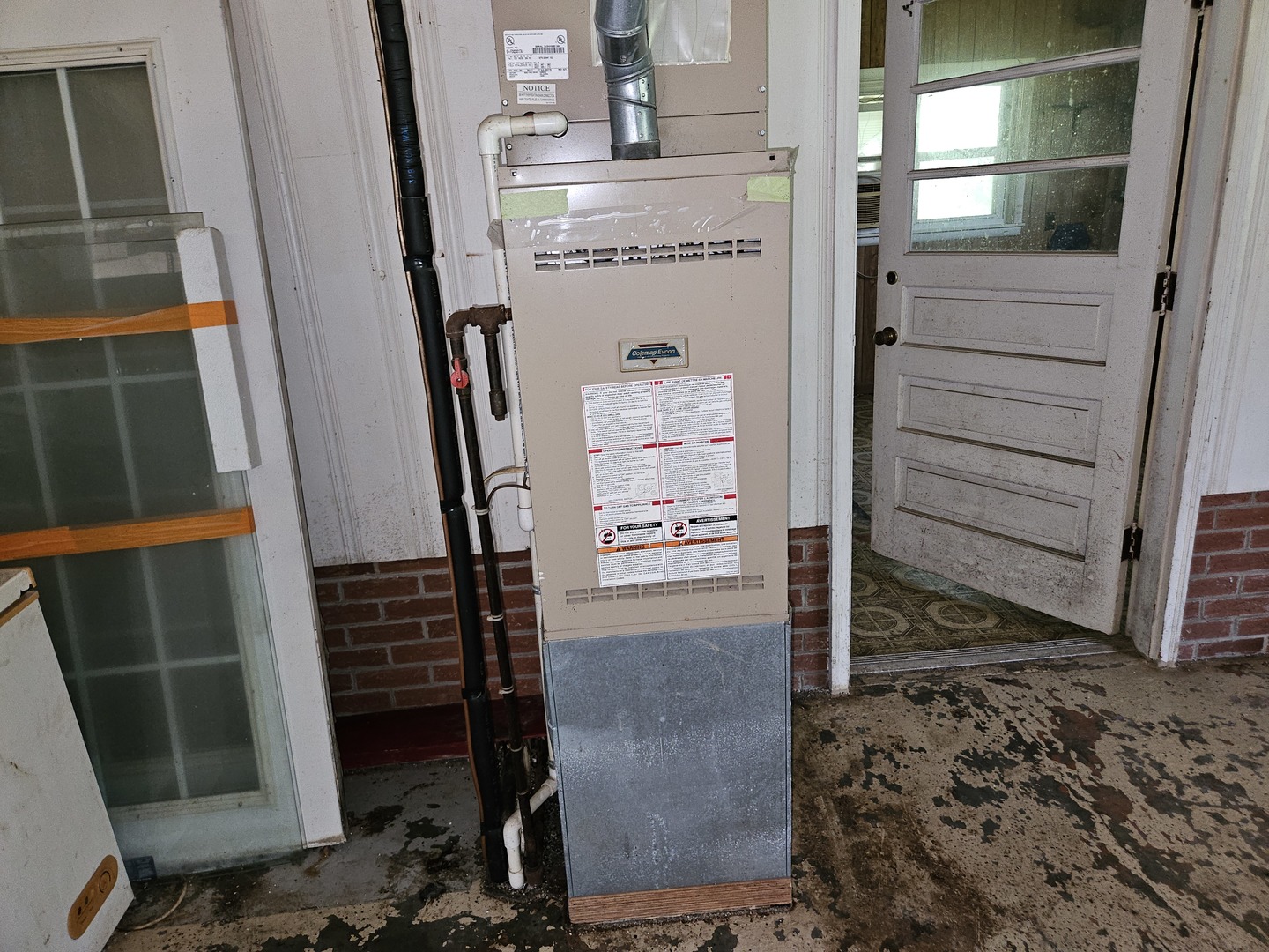 2415 College Drive Property Photo 27