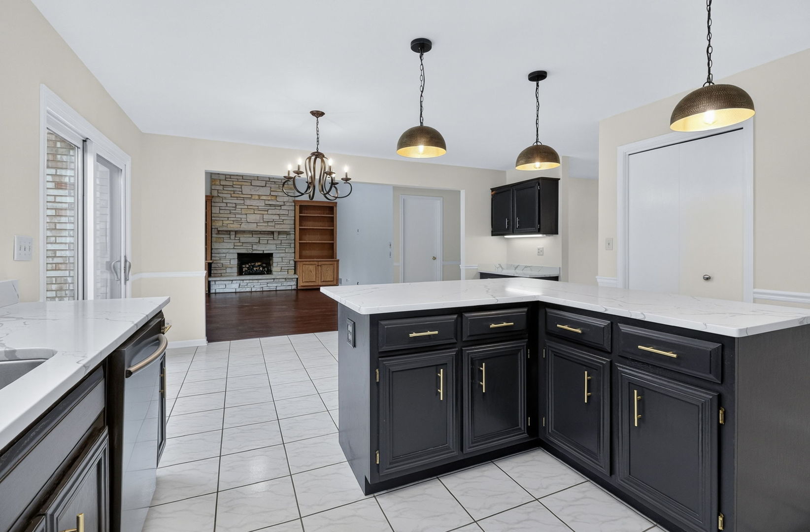 1212 Leinster Drive Property Photo 11