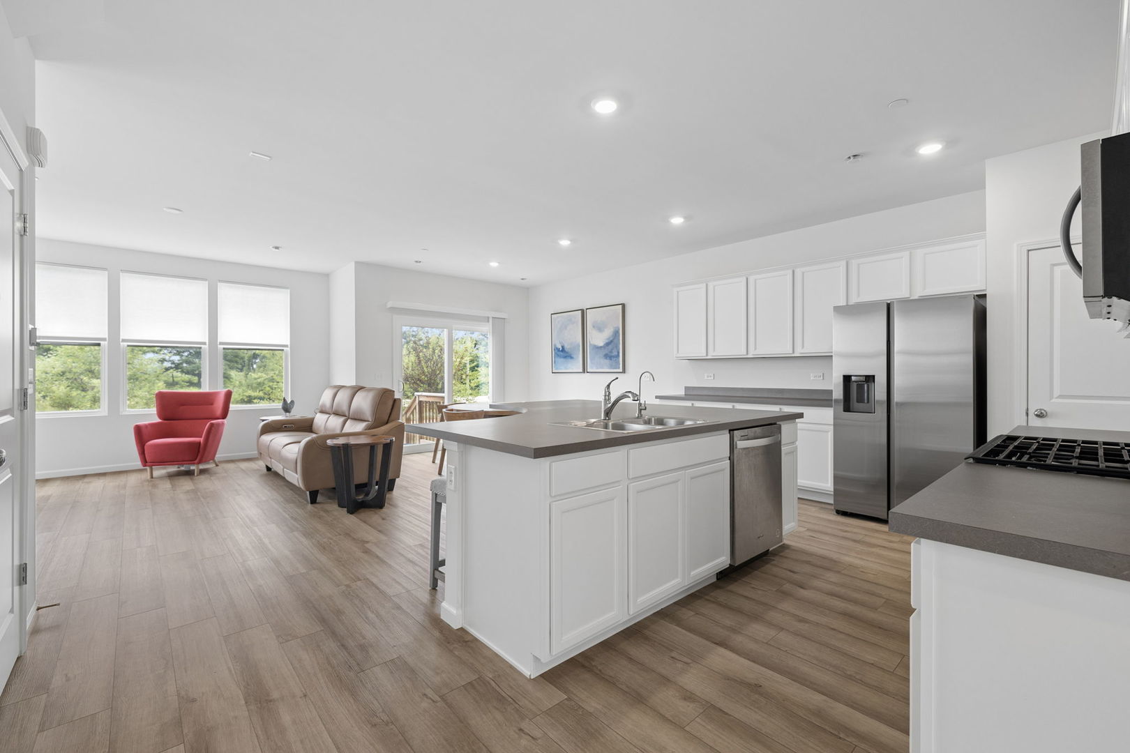 2245 Horseshoe Circle Property Photo 5