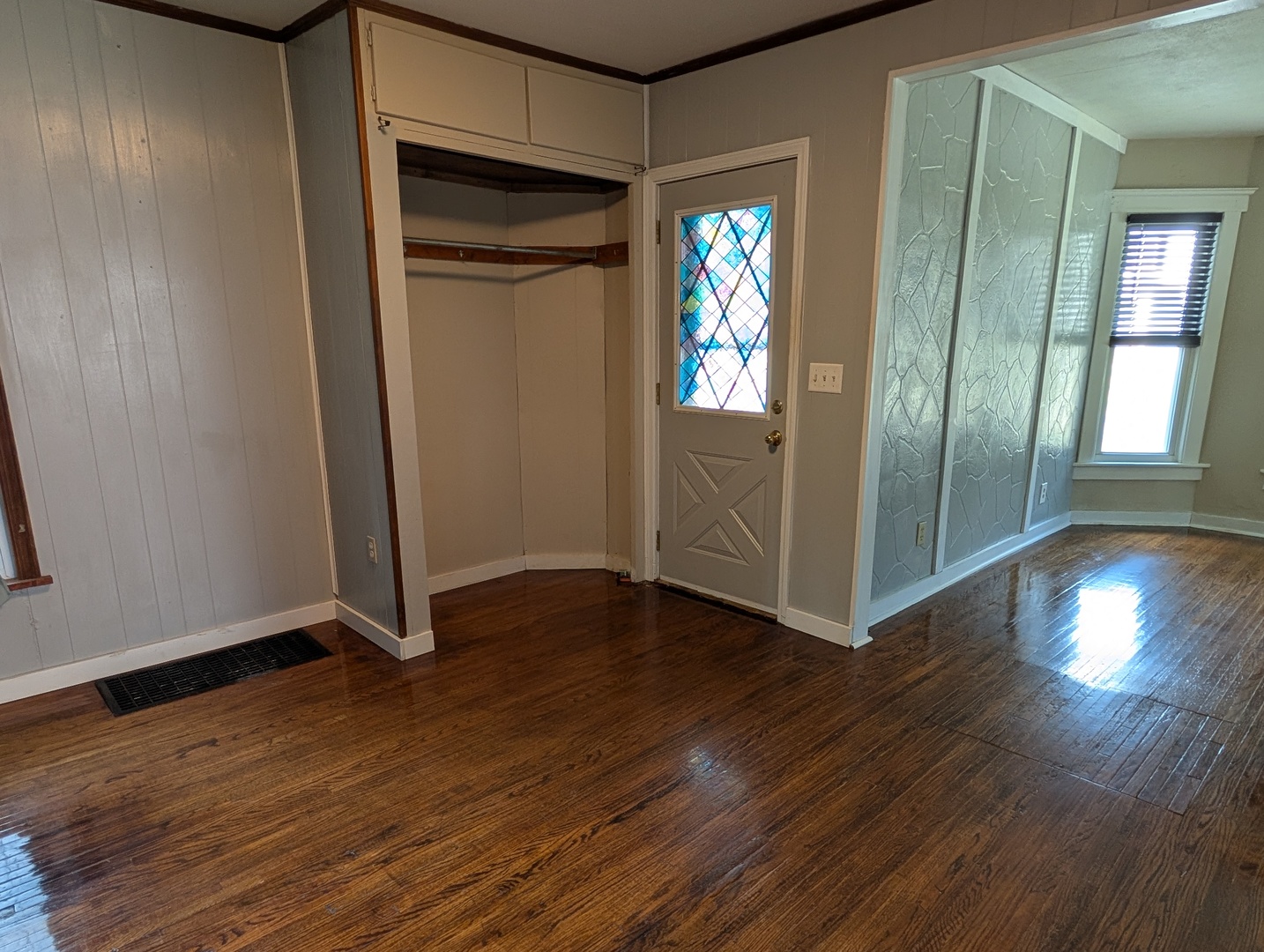 1453 S Float Avenue Property Photo 3