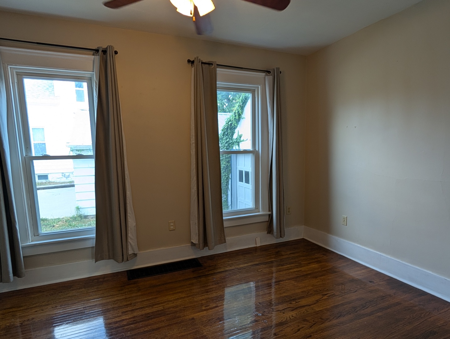 1453 S Float Avenue Property Photo 6