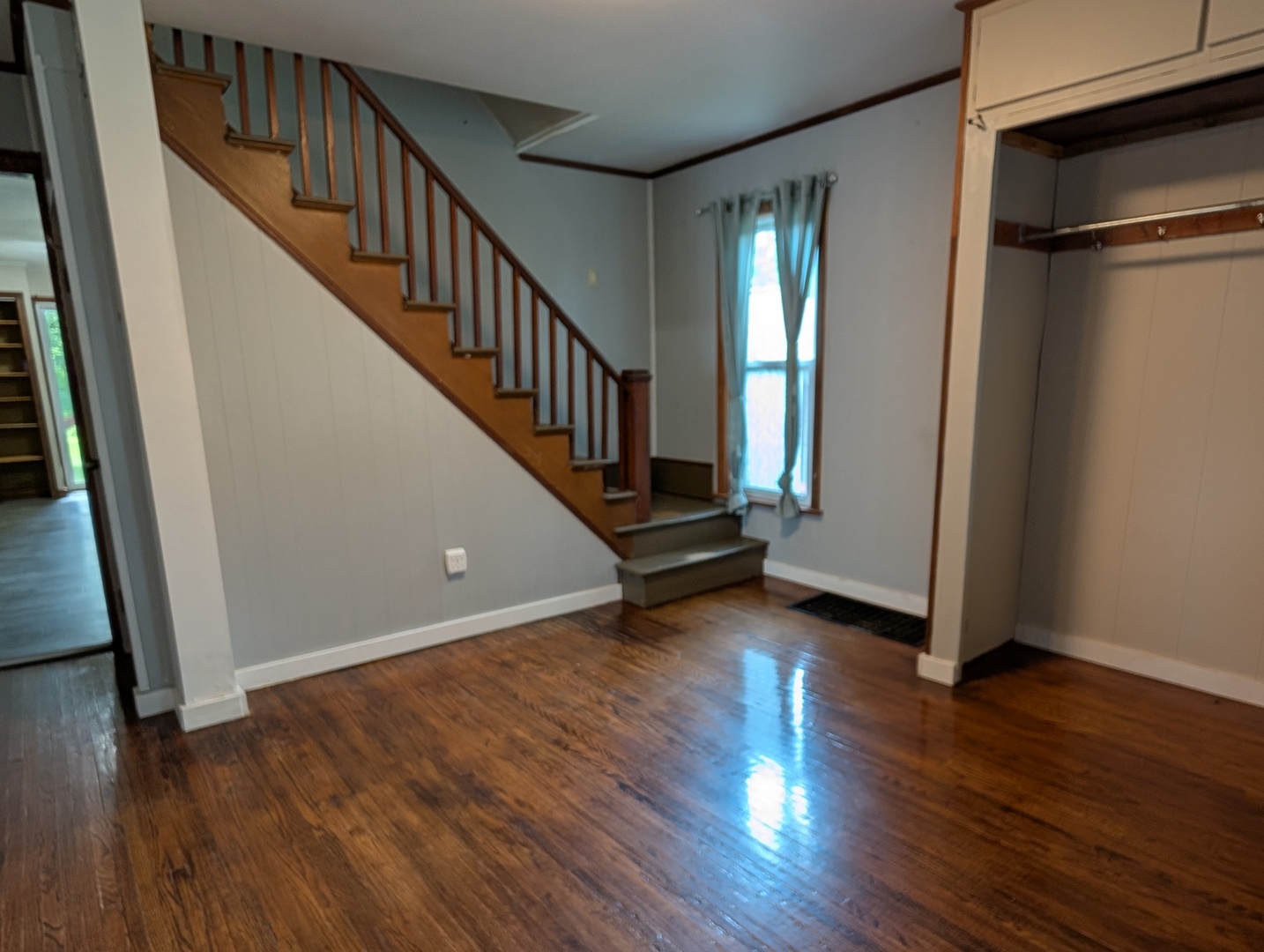 1453 S Float Avenue Property Photo 8