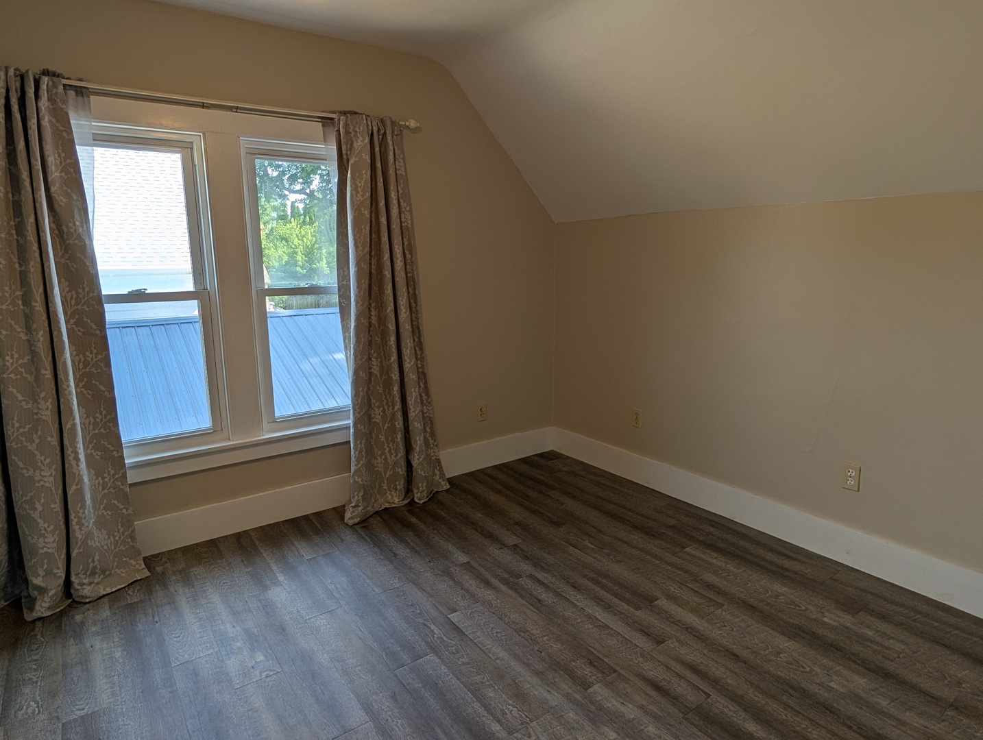 1453 S Float Avenue Property Photo 13