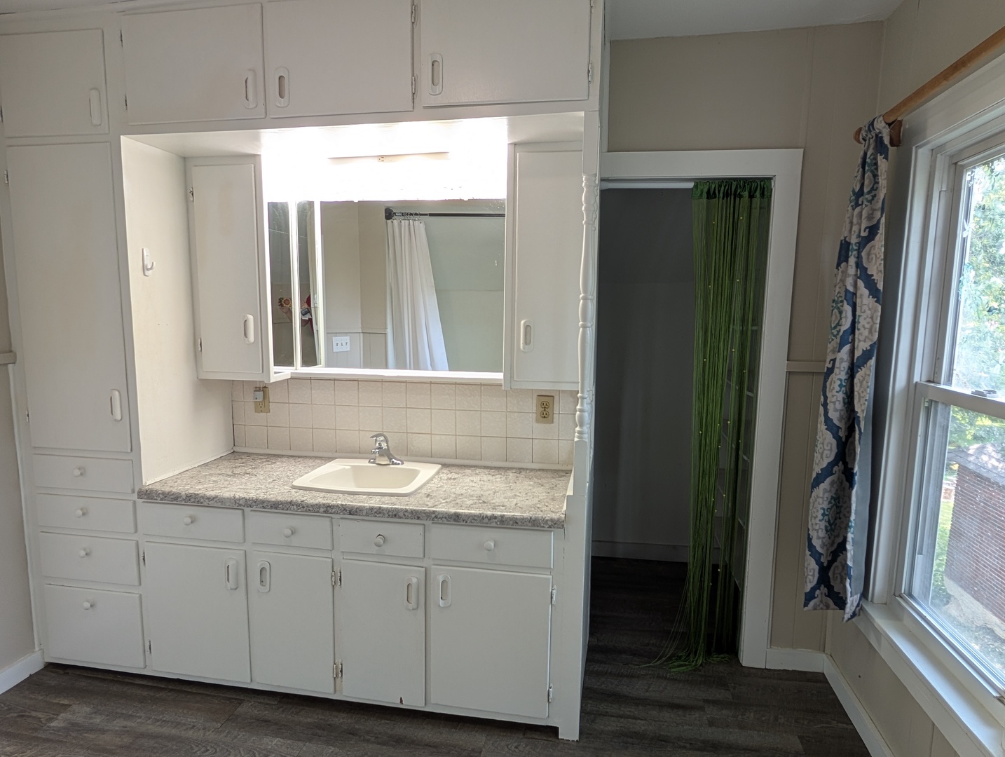 1453 S Float Avenue Property Photo 16