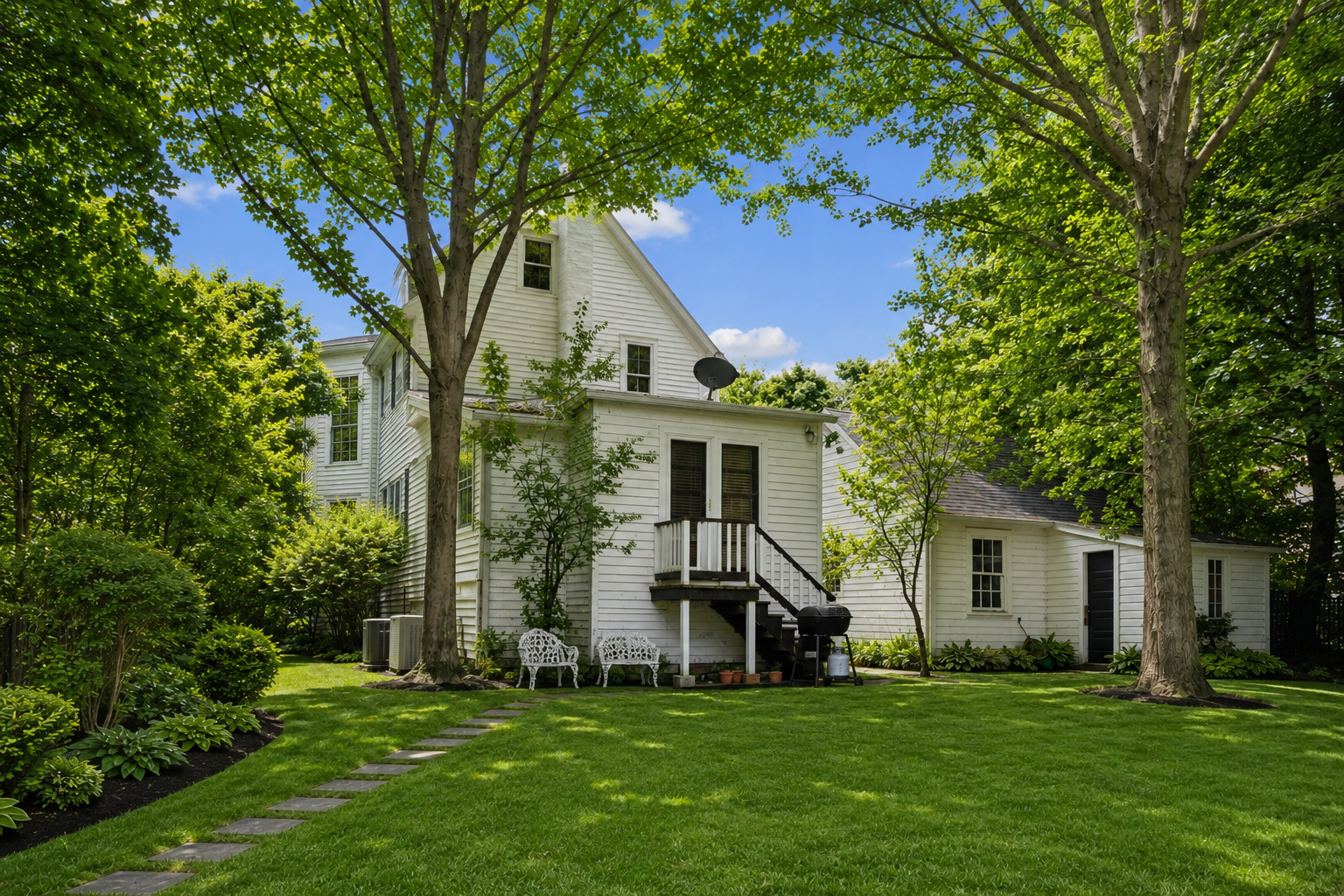 333 Hazel Avenue Property Photo 4
