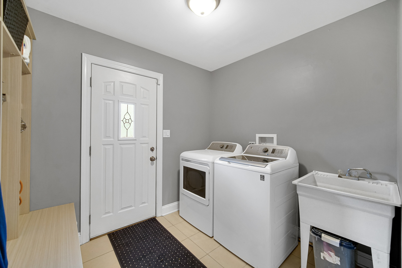 2699 Lisa Court Property Photo 14