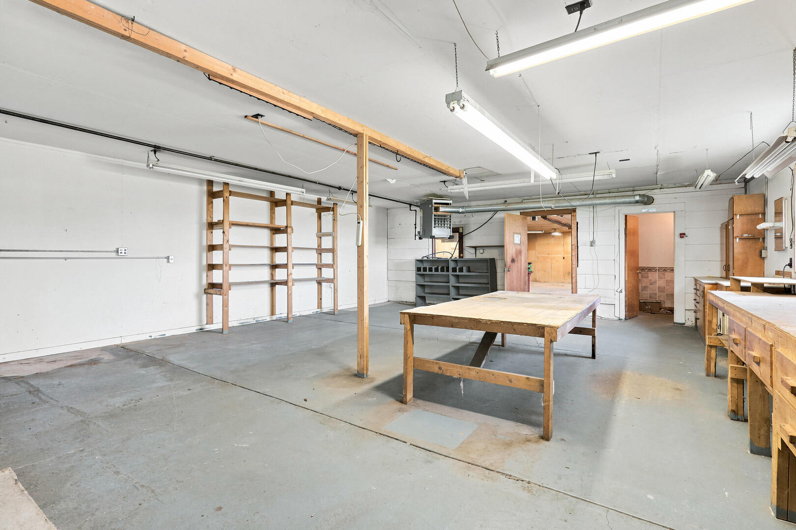 121 E Walcott Road Property Photo 18