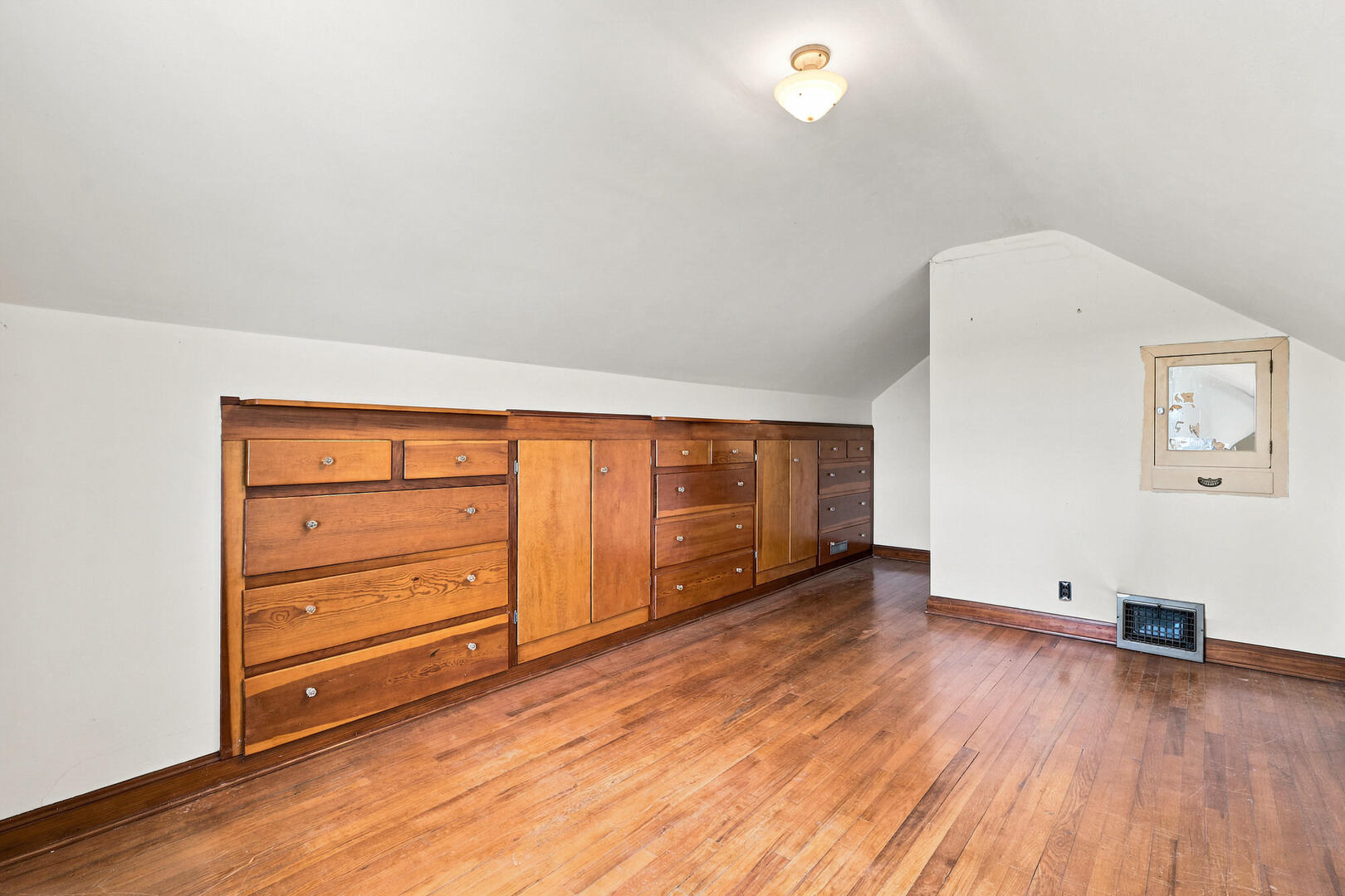121 E Walcott Road Property Photo 35