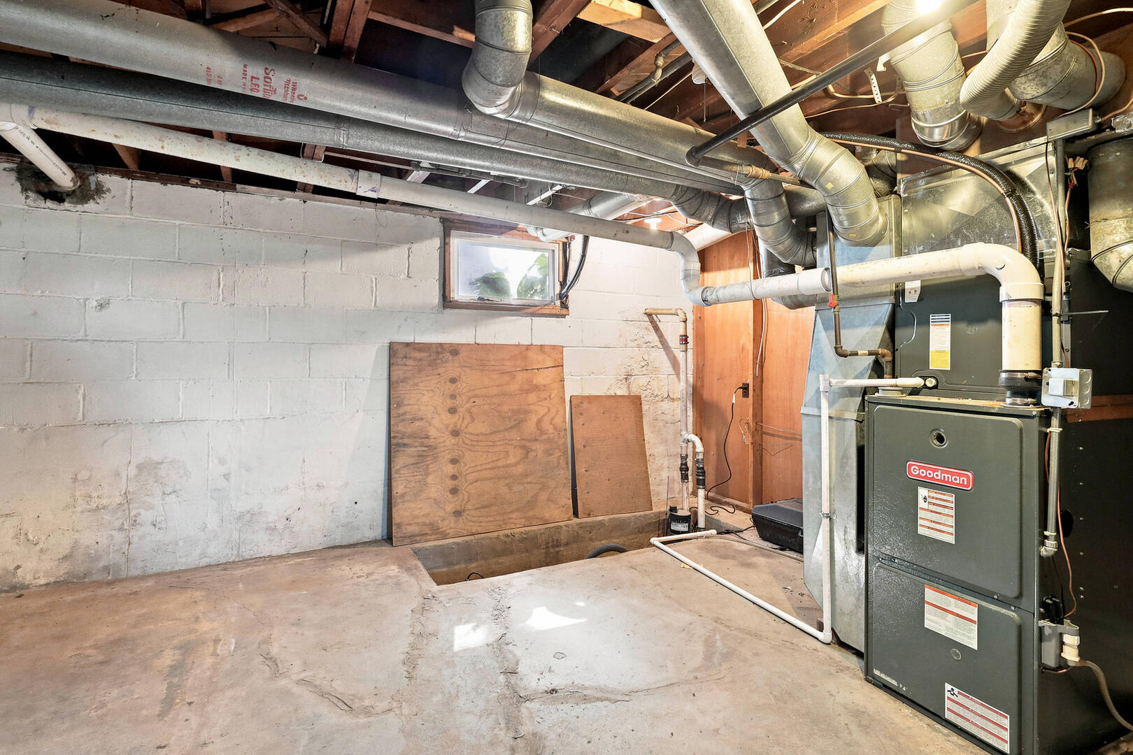 121 E Walcott Road Property Photo 41