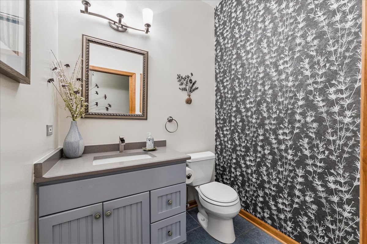 2s590 Seraph Holmes Court Property Photo 28