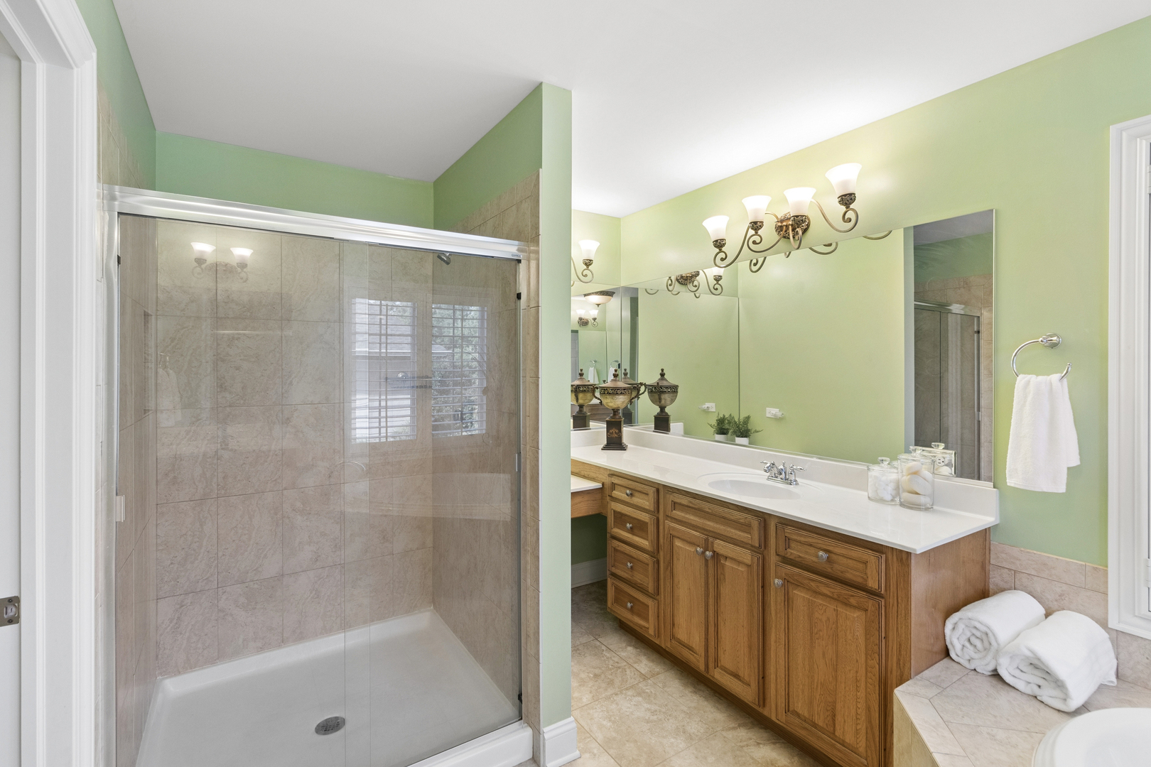 920 Lyons Ridge Drive Property Photo 14