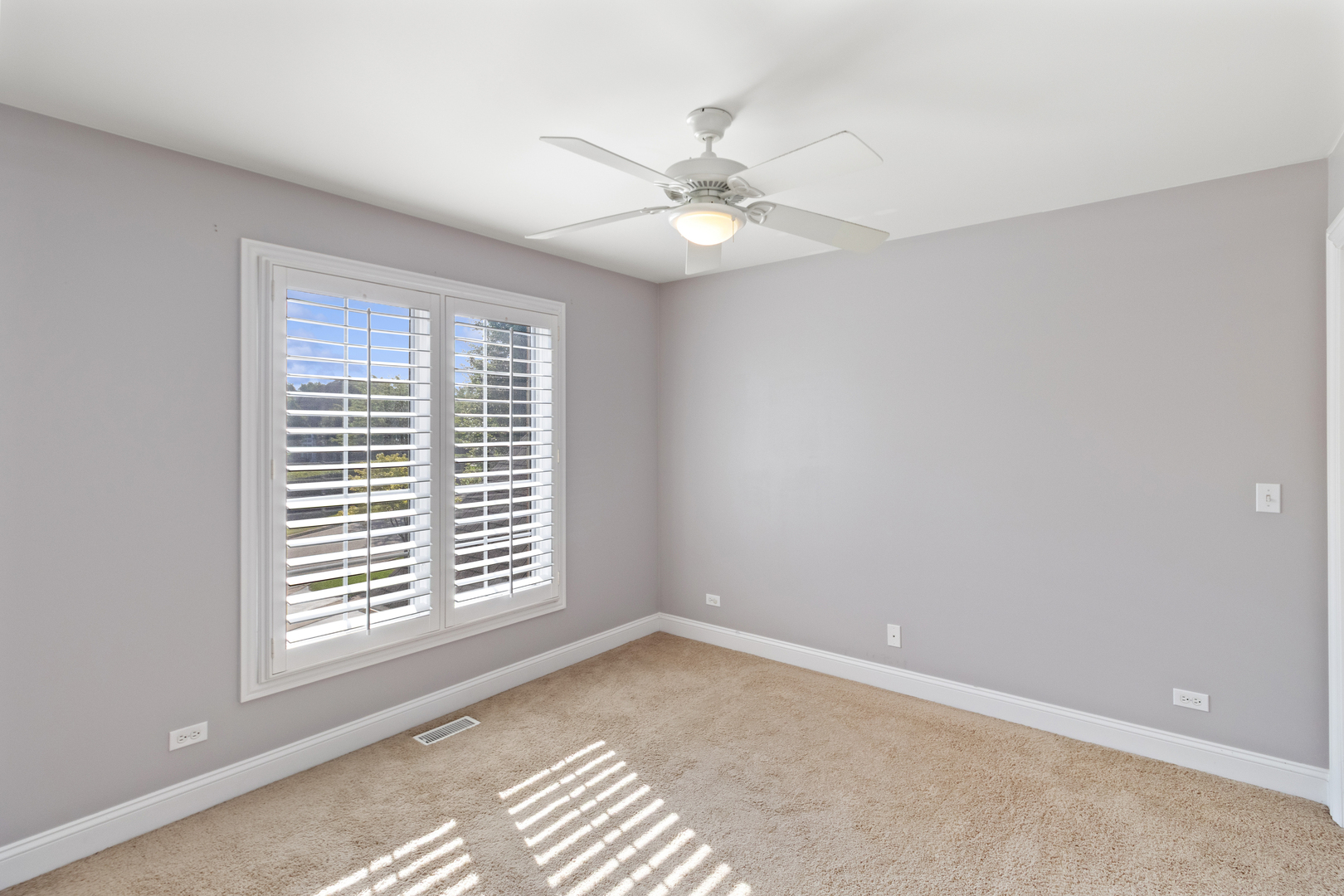 920 Lyons Ridge Drive Property Photo 17