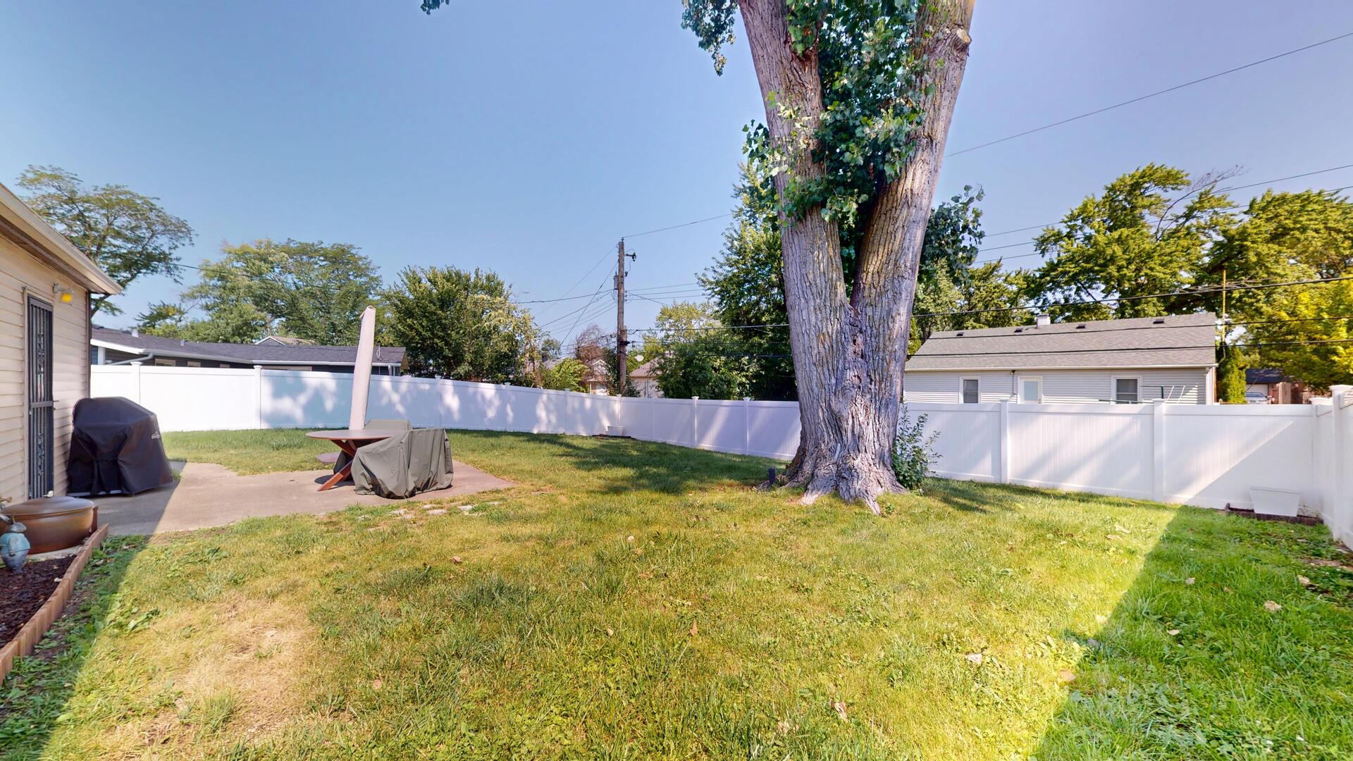 100 Edgewood Drive Property Photo 23