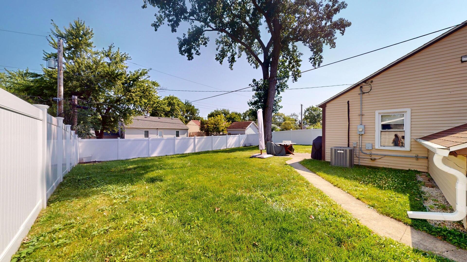 100 Edgewood Drive Property Photo 24