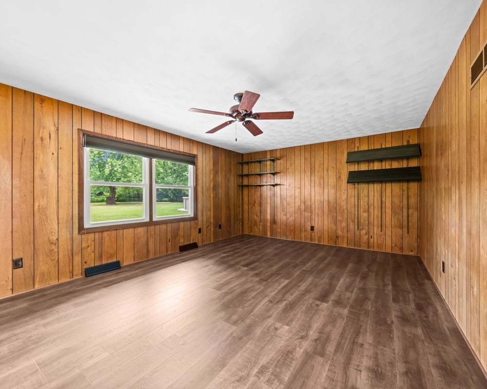 12048 N Tower Road Property Photo 9