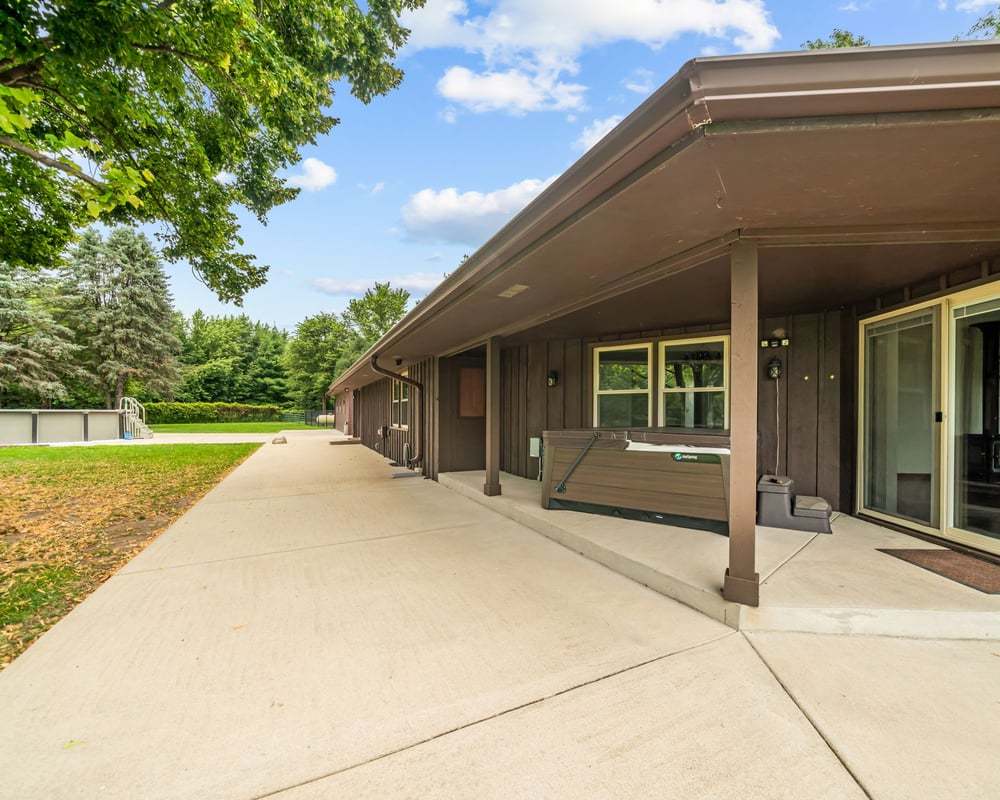 12048 N Tower Road Property Photo 43