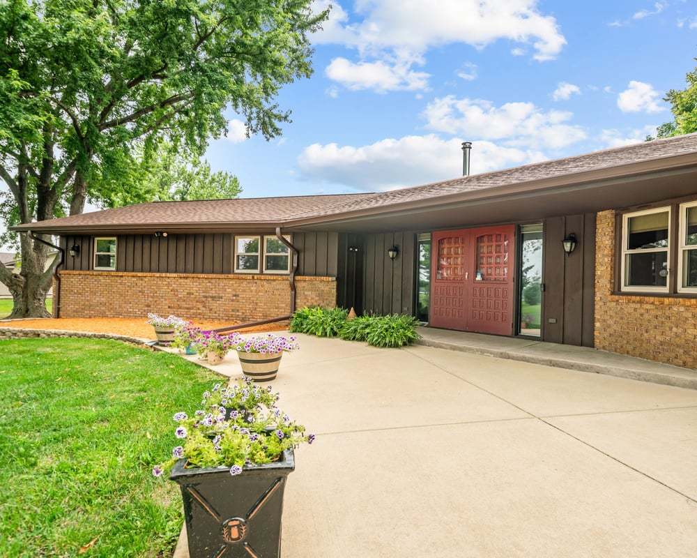 12048 N Tower Road Property Photo 46