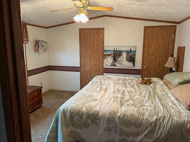 77 Linda Lane Property Photo 8