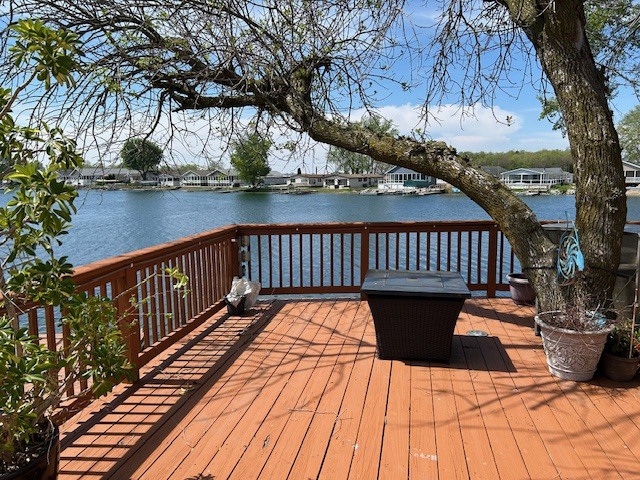 77 Linda Lane Property Photo 13