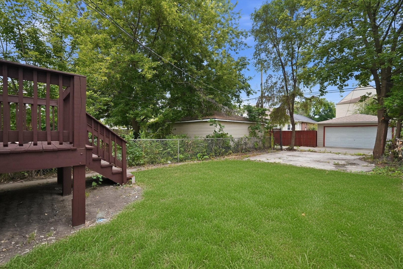 623 E 88th Place Property Photo 24