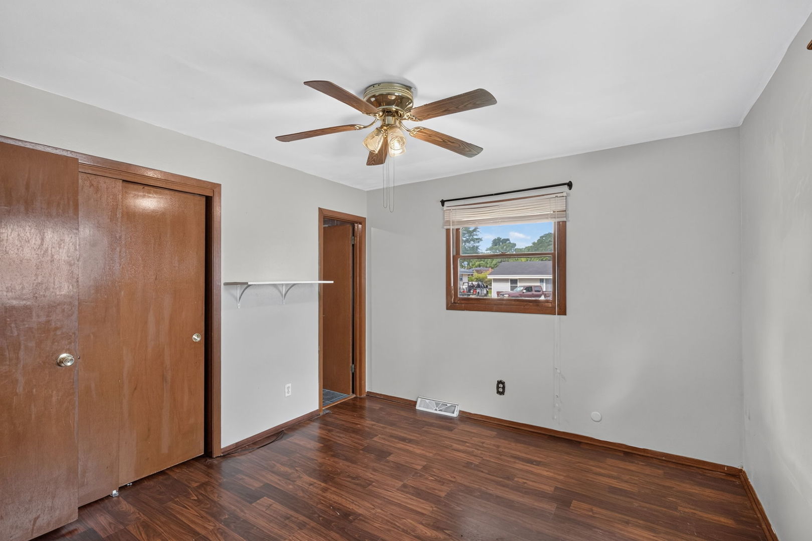 523 Chisholm Trail Property Photo 16